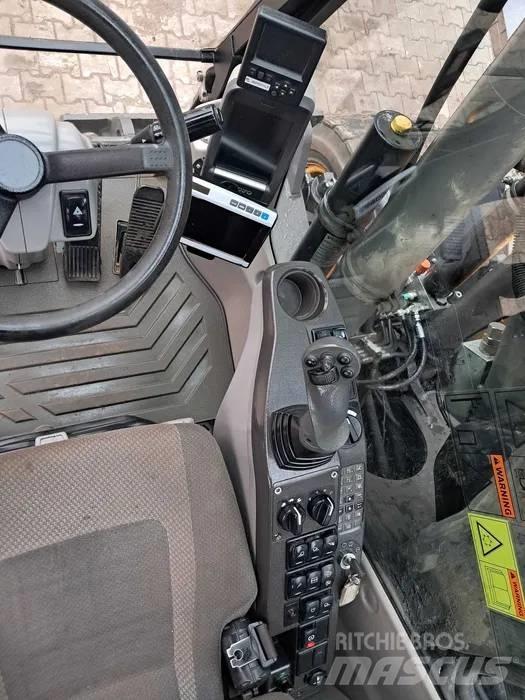 Volvo EW 140 D Pelle sur pneus