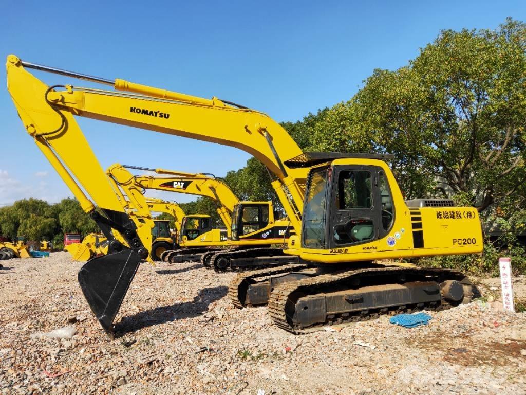 Komatsu PC200-6 Pelle sur chenilles