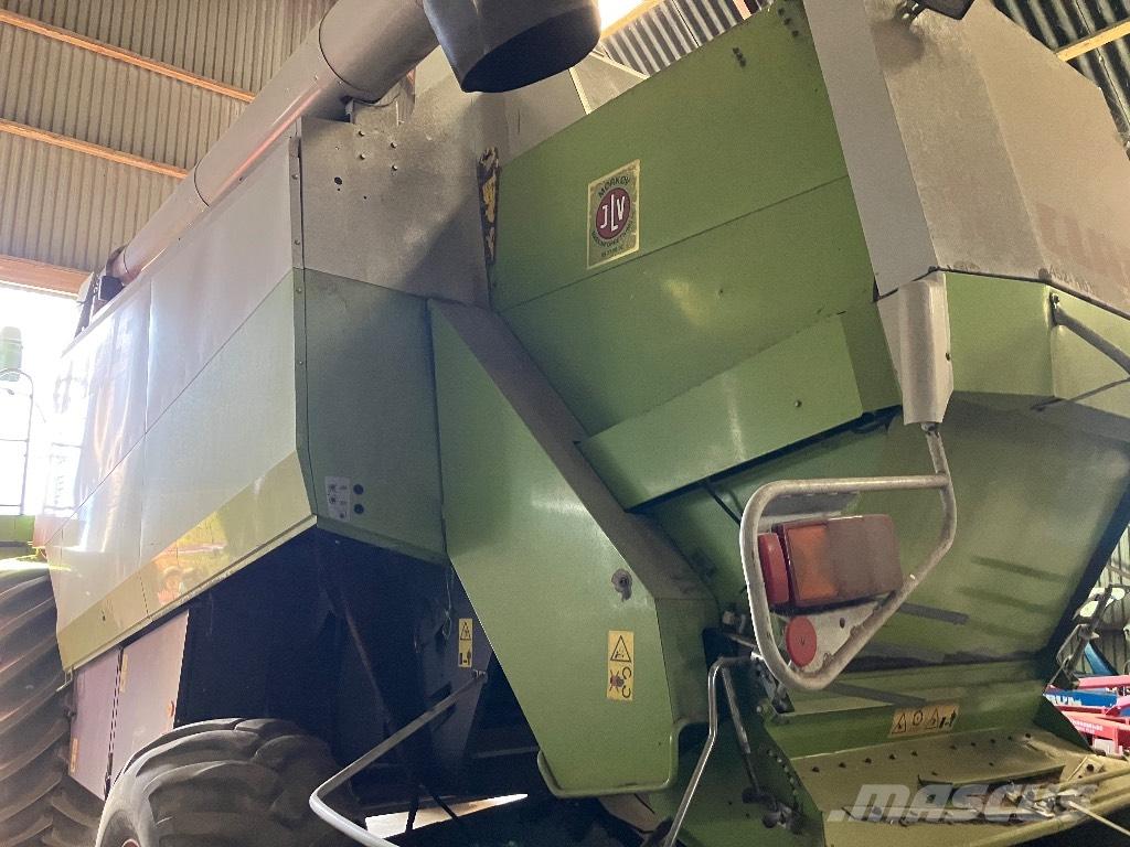 CLAAS Lexion 405 Moissonneuse batteuse
