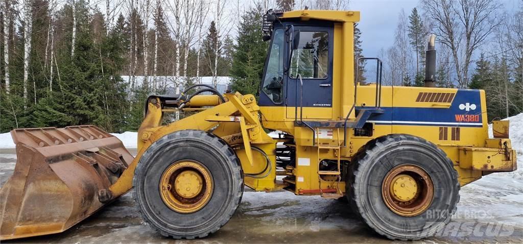 Komatsu WA380 Chargeuse sur pneus