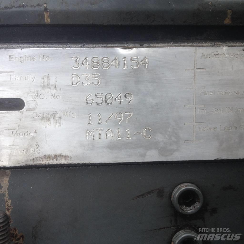 Cummins MTA 11 Chargeuse sur pneus
