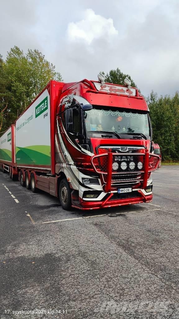 MAN TGX 15.2 Camion pour copeaux de bois