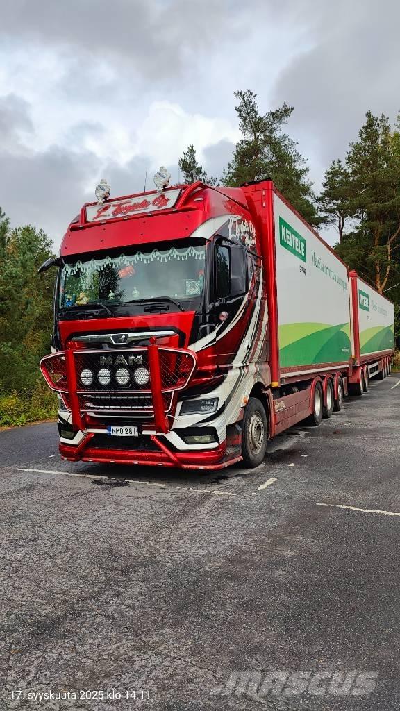 MAN TGX 15.2 Camion pour copeaux de bois