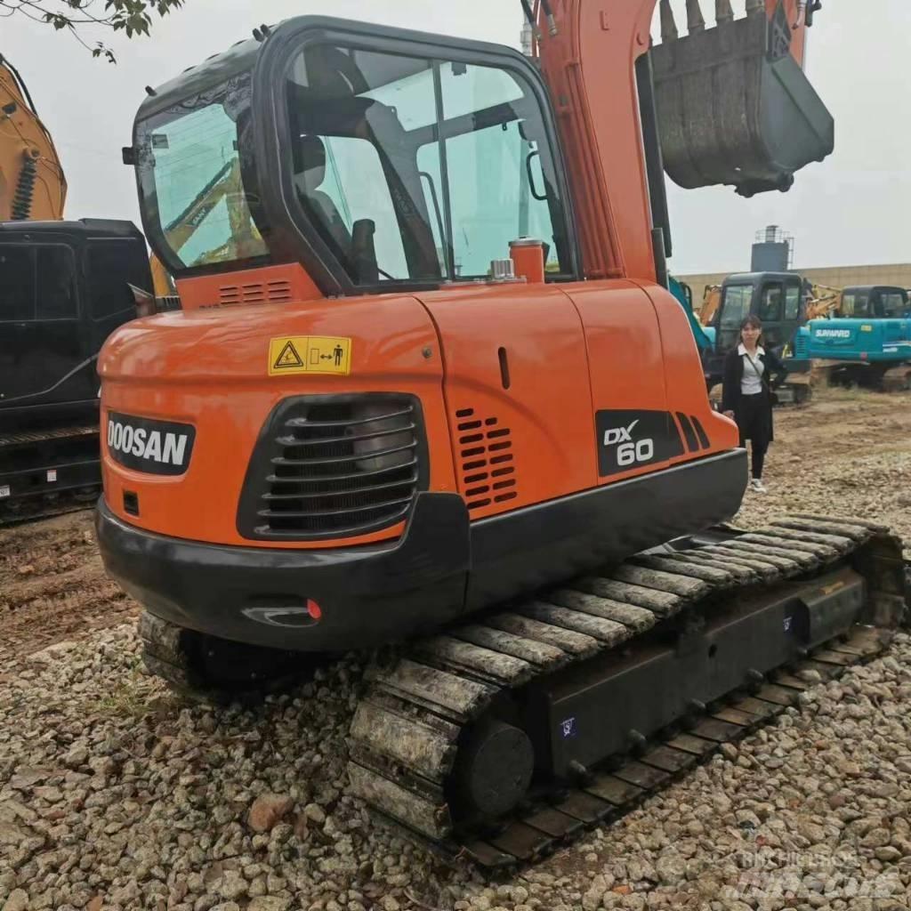 Doosan DX60 Mini pelle < 7t