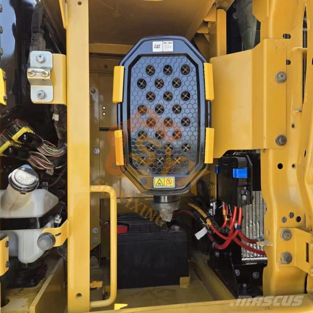 CAT 330GC Pelle sur chenilles