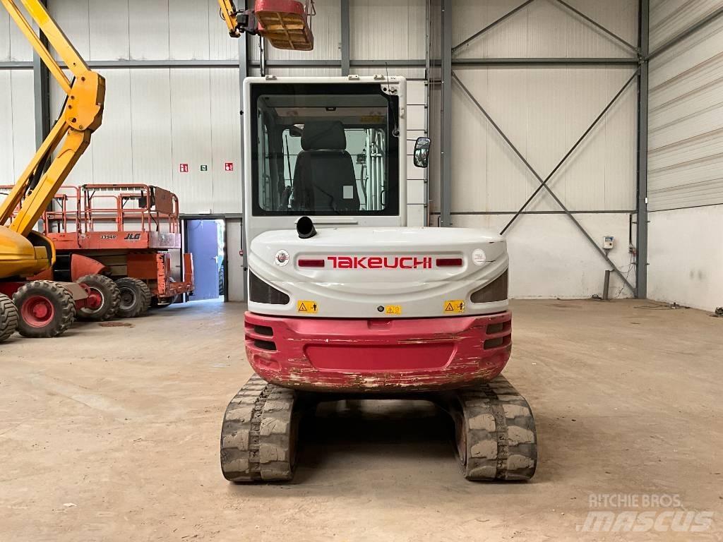 Takeuchi TB 250-2 Mini pelle < 7t
