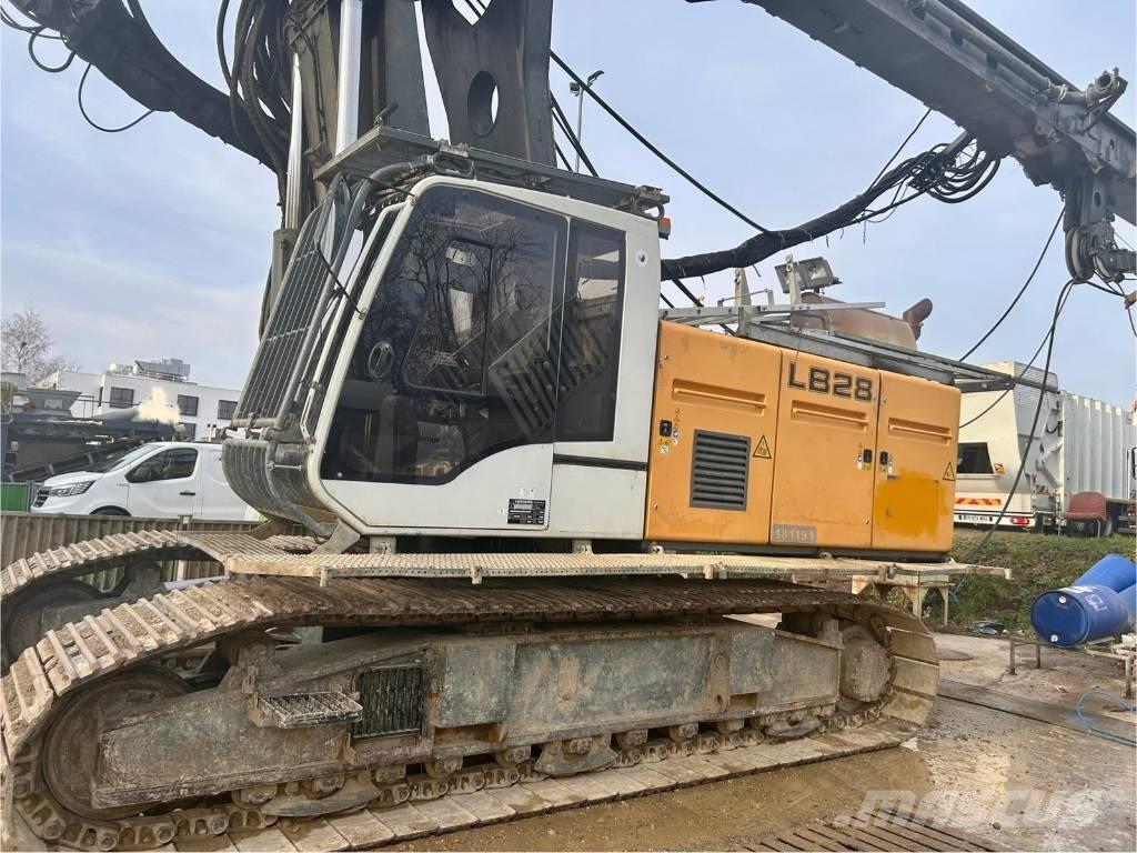 Liebherr LB 28 Pelle enfonce-pieux