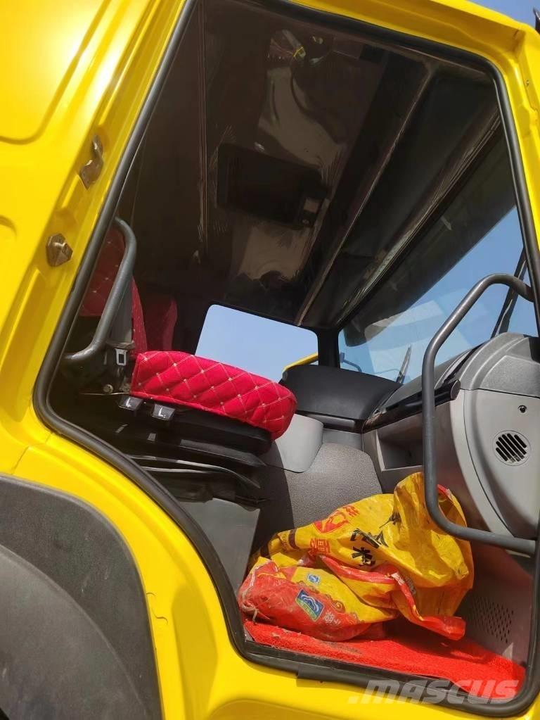 Howo 371 6x4 Camion benne