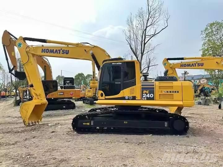 Komatsu PC240 Pelle sur chenilles