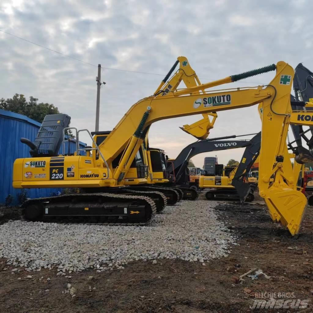 Komatsu PC 220-8 Pelle sur chenilles