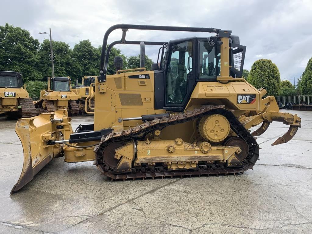 CAT D 6 N XL Bouteurs sur chenilles