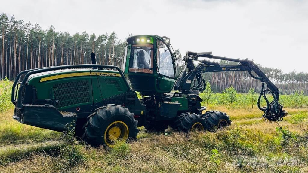 John Deere 1070 Abatteuse
