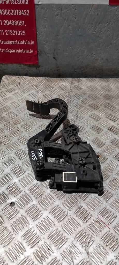 Scania R 480   1753411 Cabines
