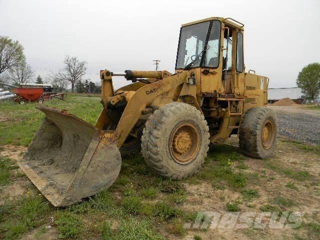 CAT 916 Chargeuse sur pneus