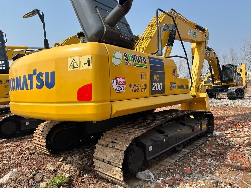 Komatsu PC 200-8 Pelle sur chenilles