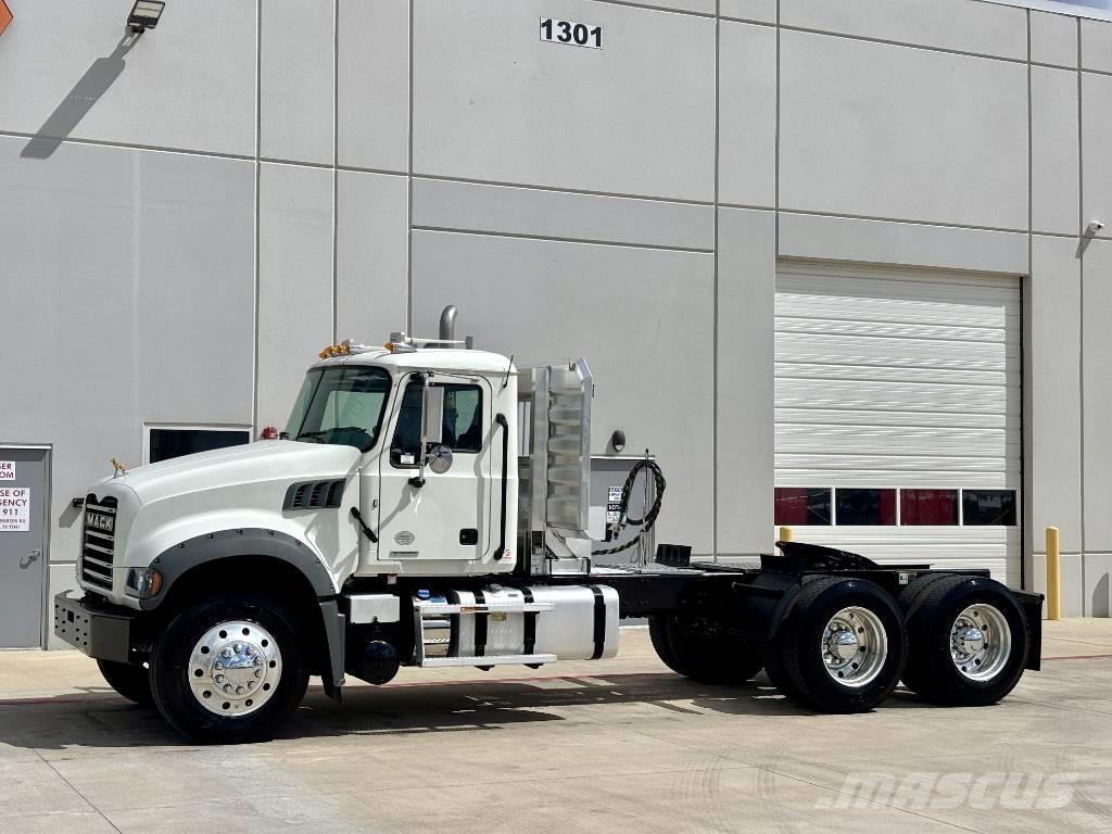 Mack Granite Tracteur routier