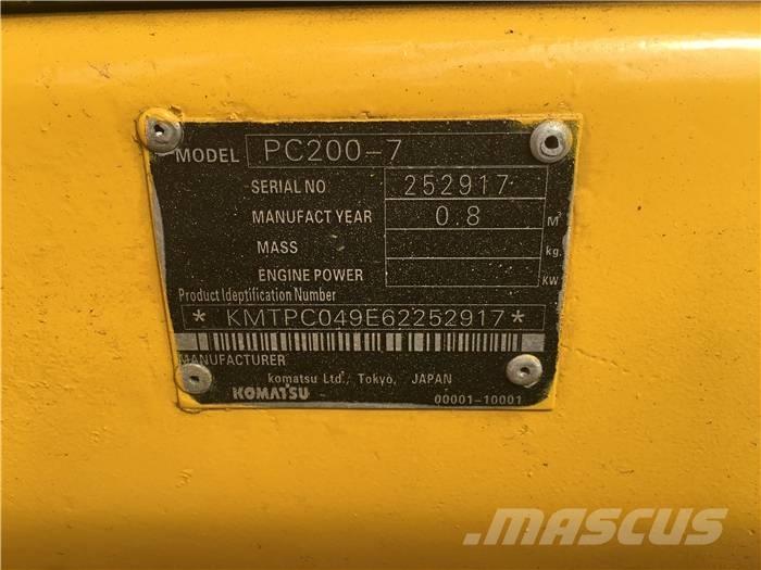 Komatsu PC 200-7 Pelle sur chenilles