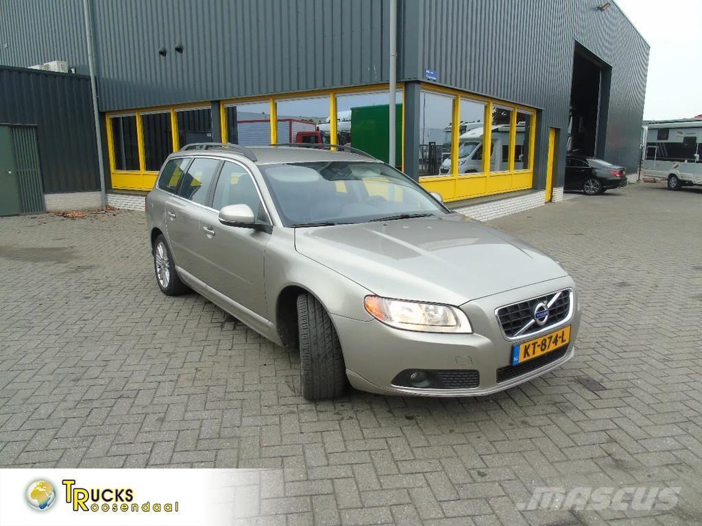 Volvo V70 + manual Voiture