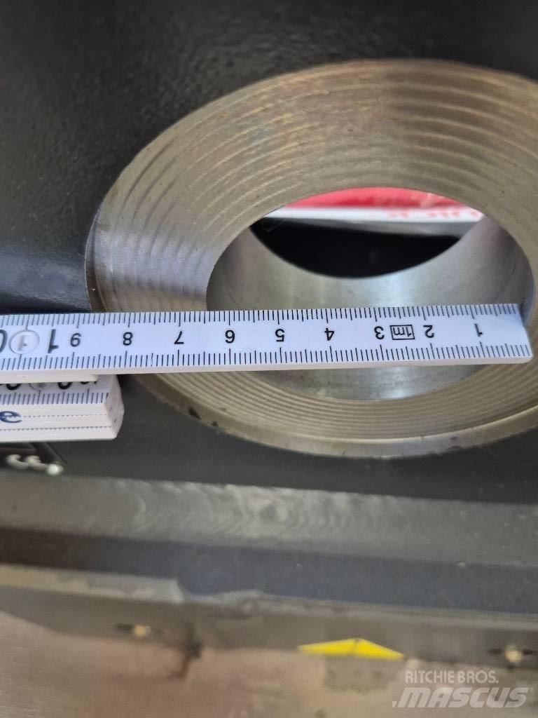 OilQuick OQ 65 Attache rapide pour godet