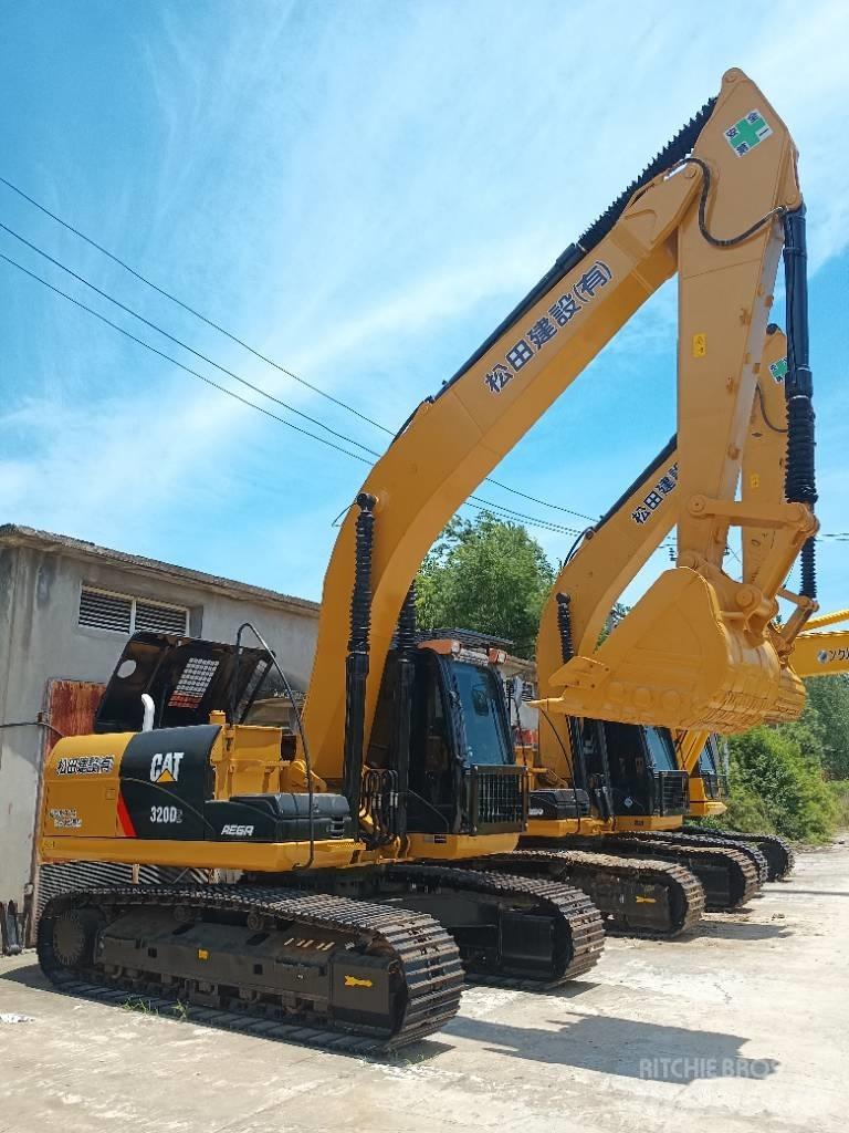 CAT 320 D2 Pelle sur chenilles