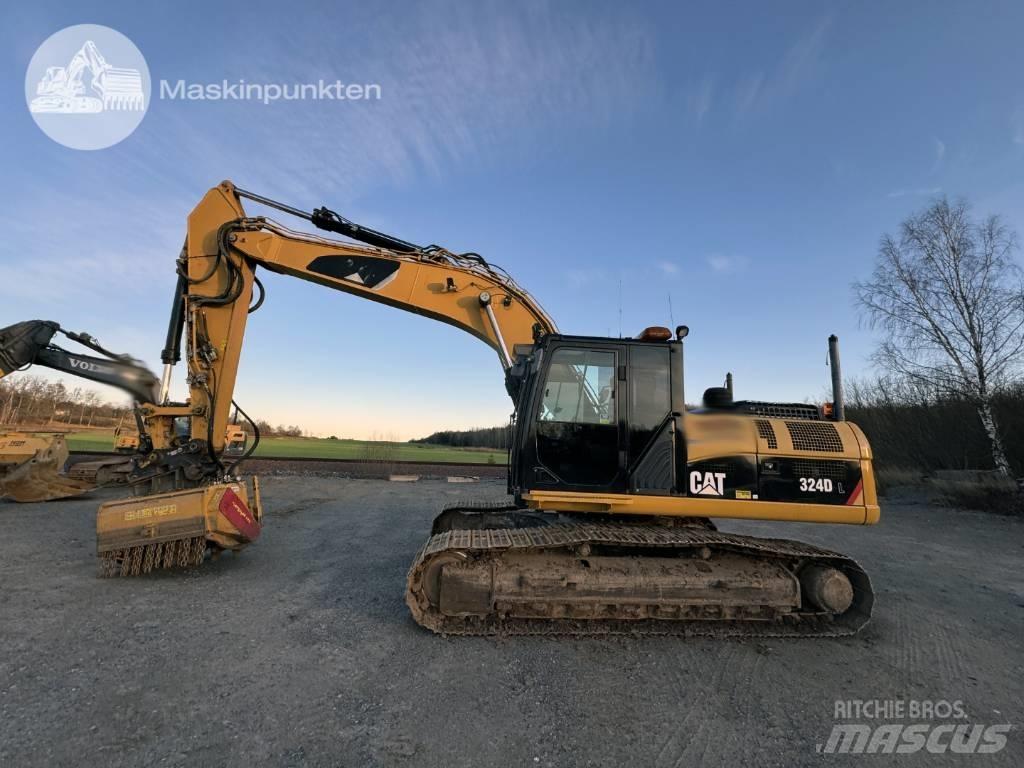 CAT 324 D L Pelle sur chenilles