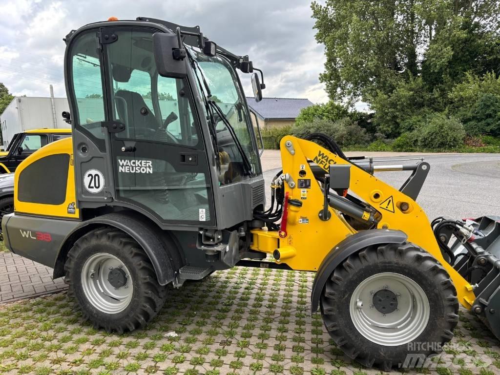 Wacker Neuson WL 38 Chargeuse sur pneus