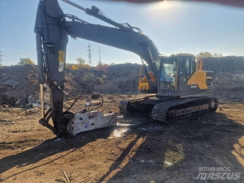 Volvo EC 220 E Pelle sur chenilles