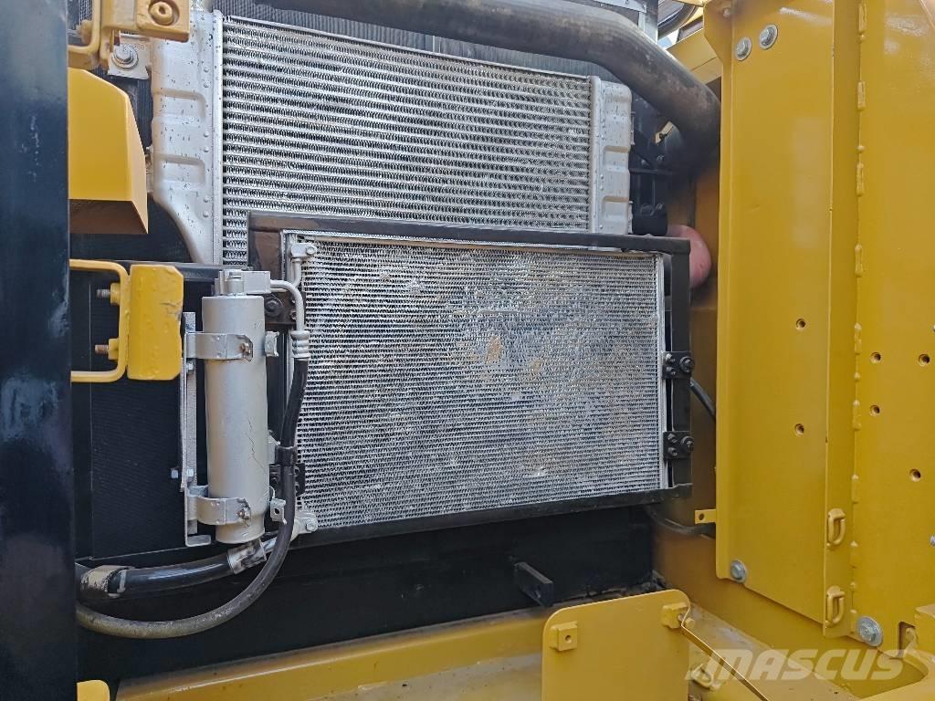 CAT 320 D Pelle sur chenilles