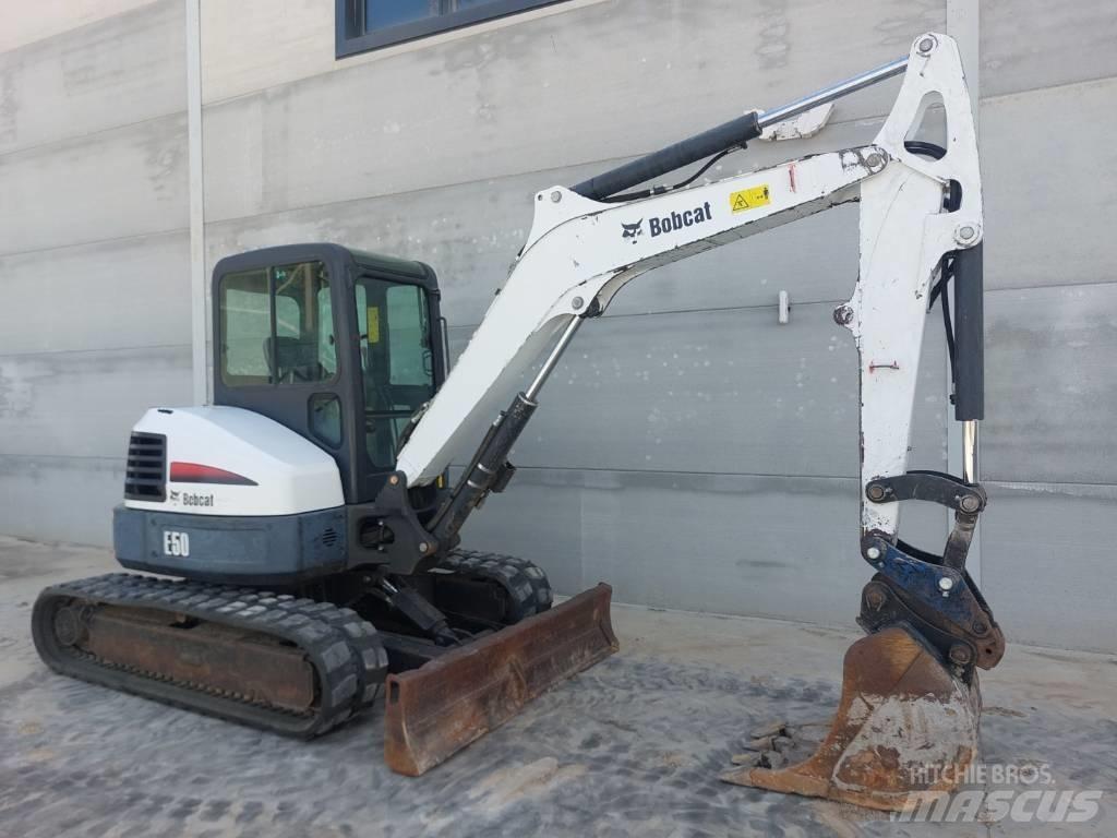 Bobcat E 50 EM Mini pelle < 7t