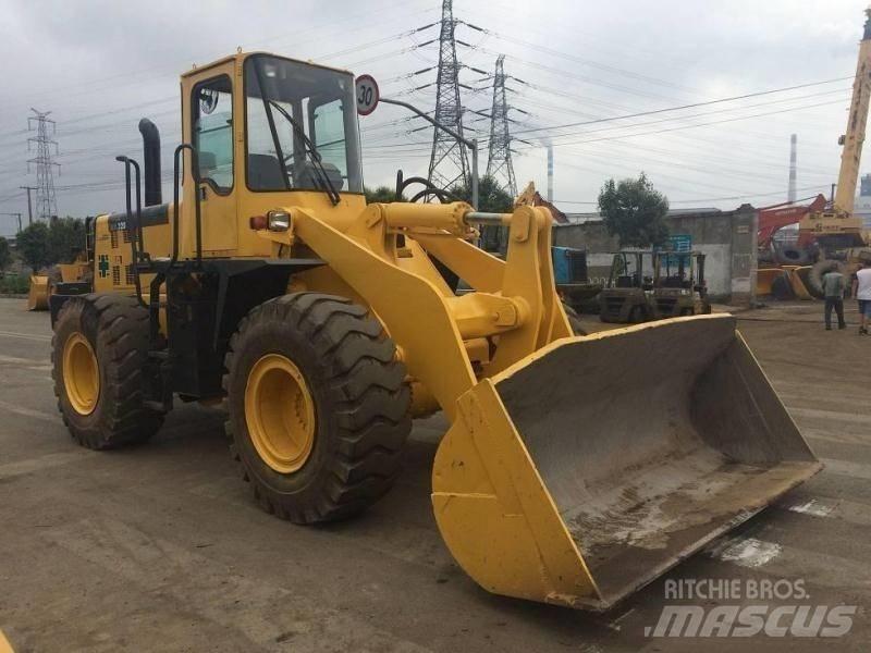 Komatsu WA 320 Tractopelle
