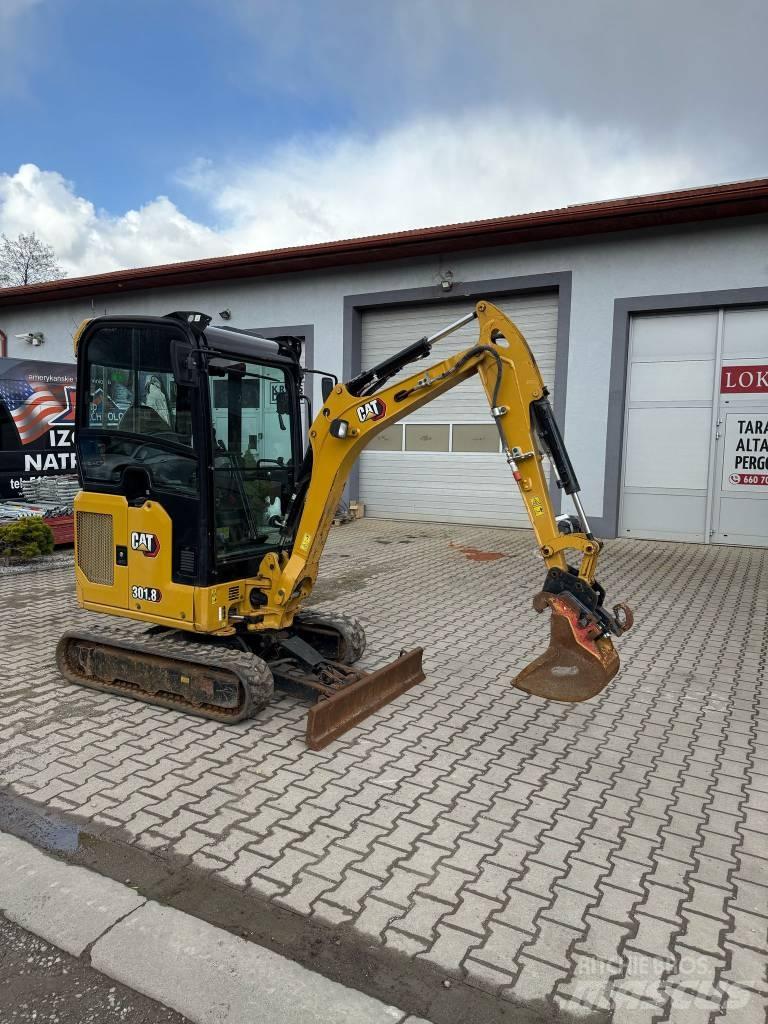CAT 301.8 Mini pelle < 7t