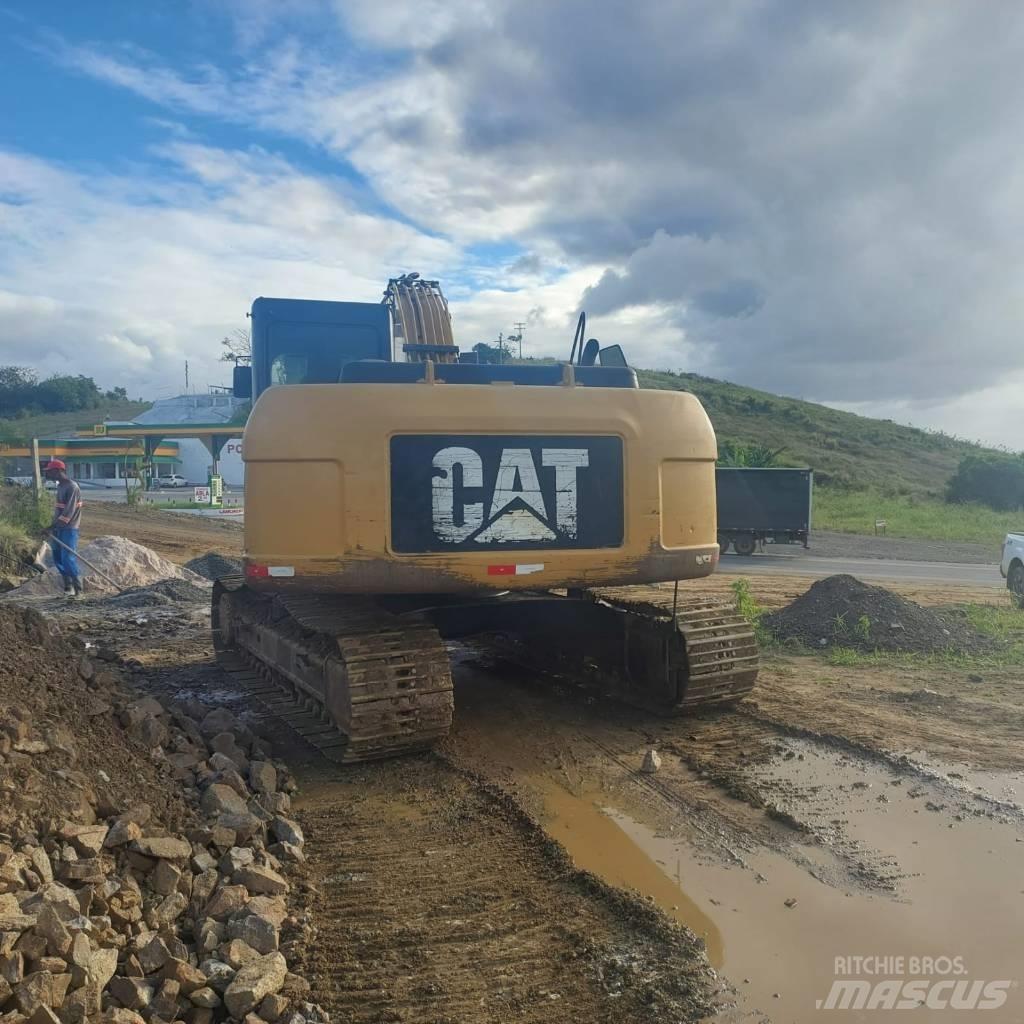 CAT 320D Pelle sur chenilles