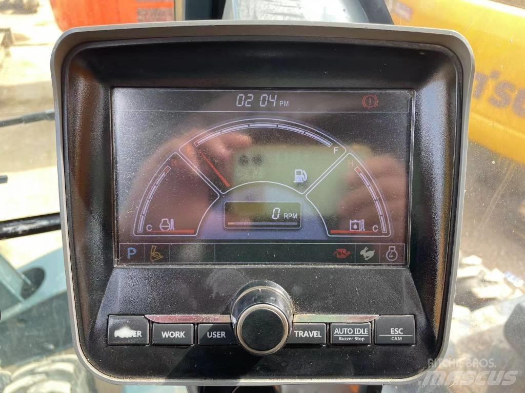 Hyundai R210W-9 Pelle sur pneus