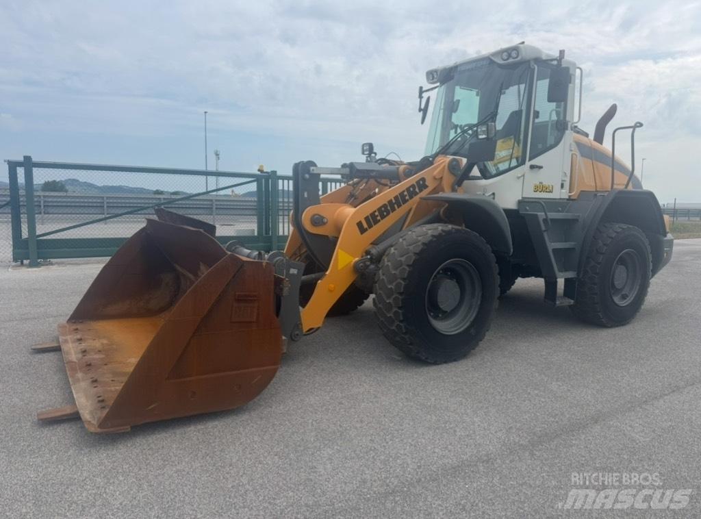 Liebherr L 526 Chargeuse sur pneus