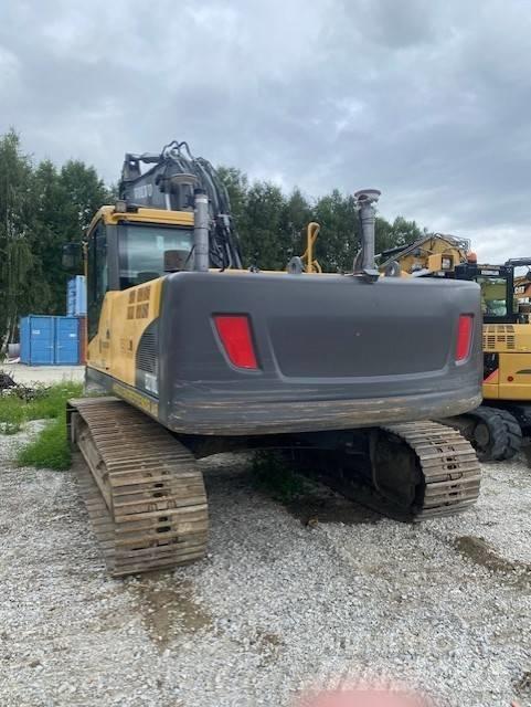 Volvo EC 210 C L Pelle sur chenilles