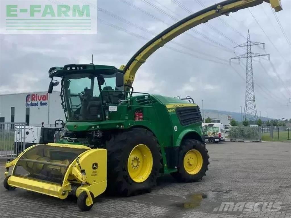 John Deere 8600i Ensileuse automotrice