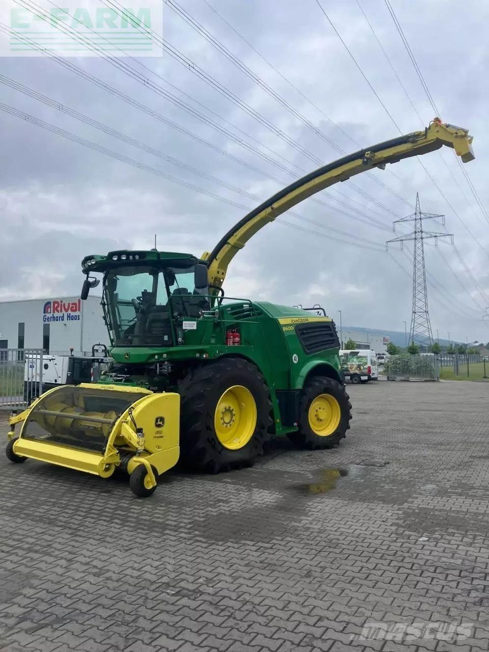 John Deere 8600i Ensileuse automotrice