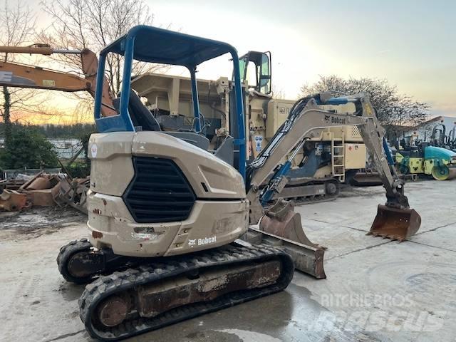 Bobcat E 27 Mini pelle < 7t