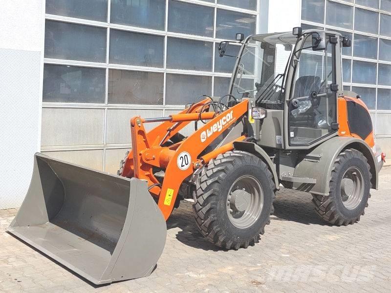 Atlas AR 400 Chargeuse compacte