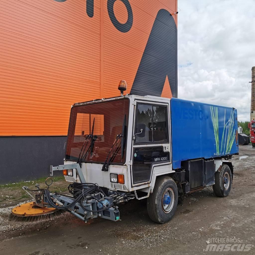 Mfh 4200 Balayeuse / Autolaveuse