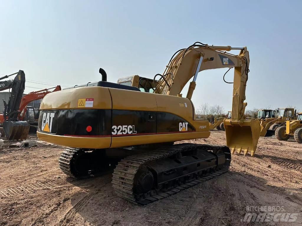 CAT 325 CL Pelle sur chenilles
