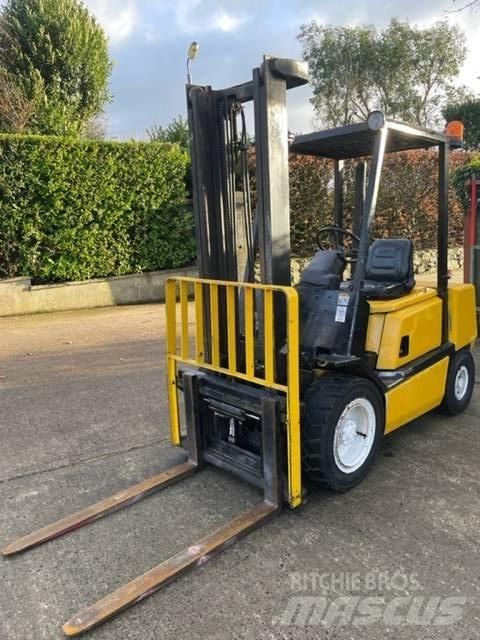Yale GDP30TF Chariots diesel