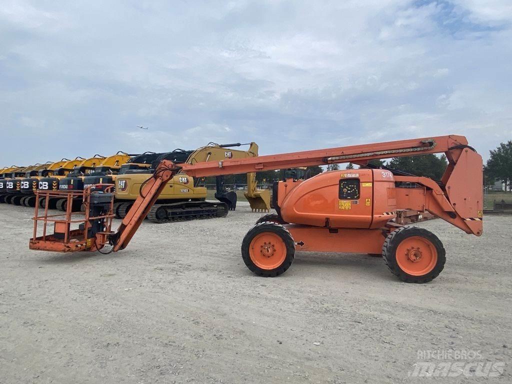JLG 600AJ Nacelles articulées