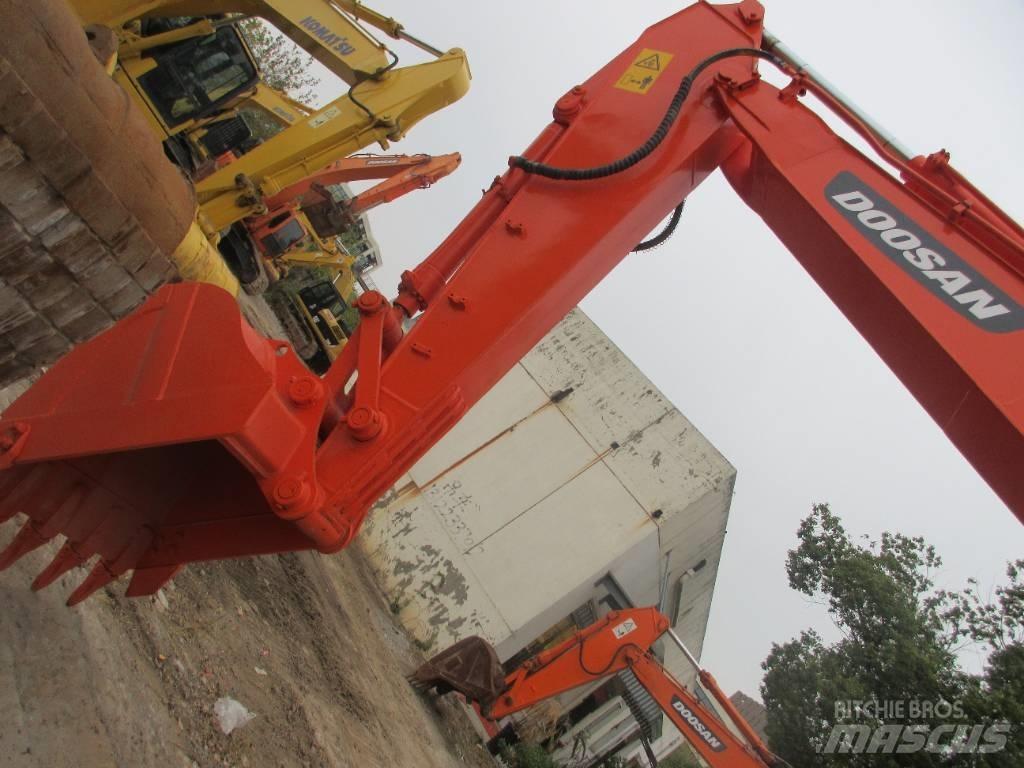 Doosan DH 150 LC-7 Pelle sur pneus