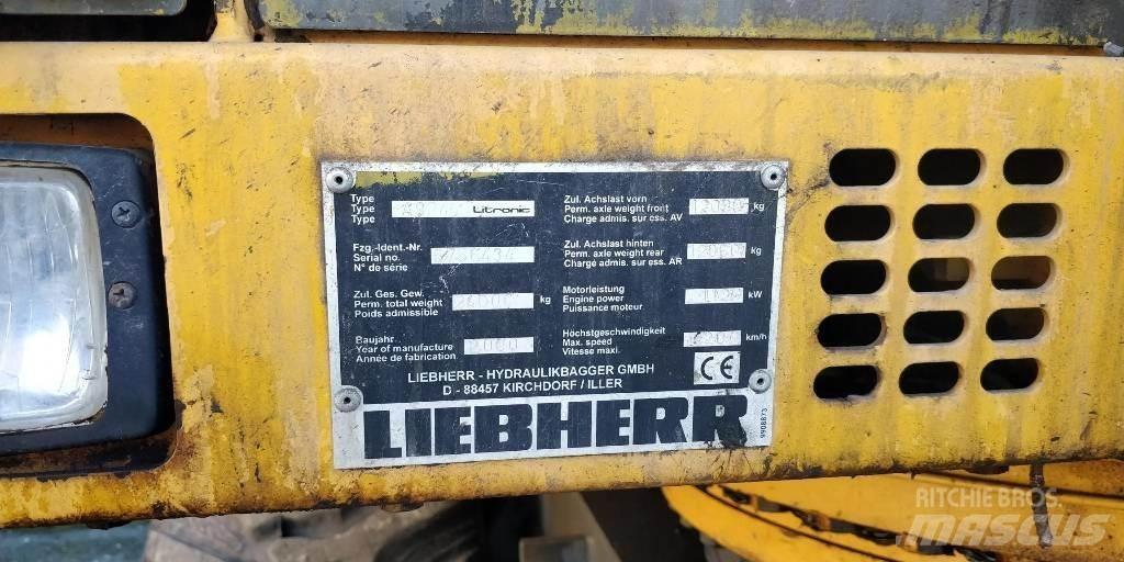 Liebherr A924 Pelle sur pneus
