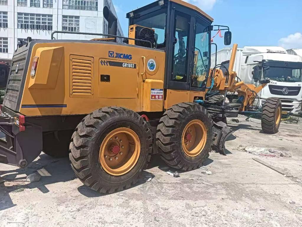 XCMG 1803 Niveleuse
