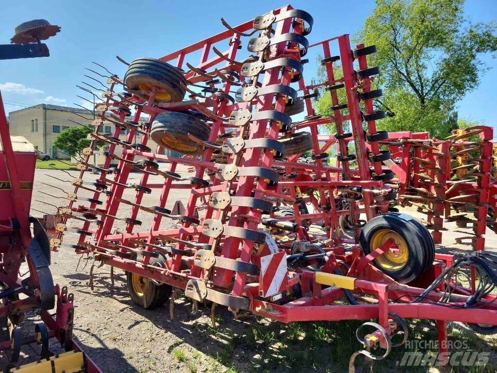 Väderstad NZA800 Déchaumeur, cultivateur