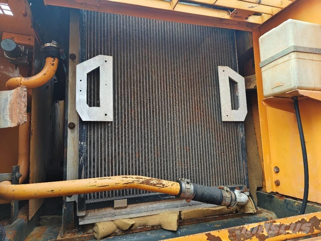 Hyundai R305LC-7 Pelle sur chenilles