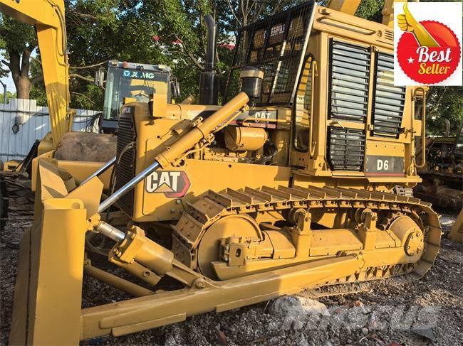 CAT D 6 D Bouteurs sur chenilles
