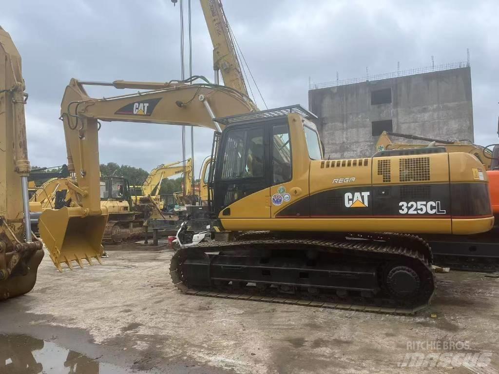 CAT 325C Pelle sur chenilles